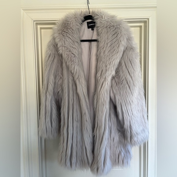 Women’s express faux fur coat - Picture 1 of 2